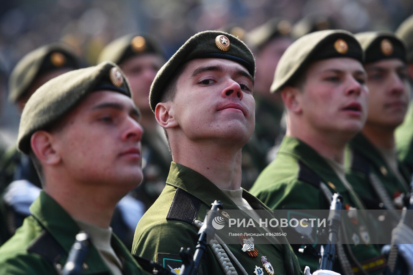 Парад Победы в городах России