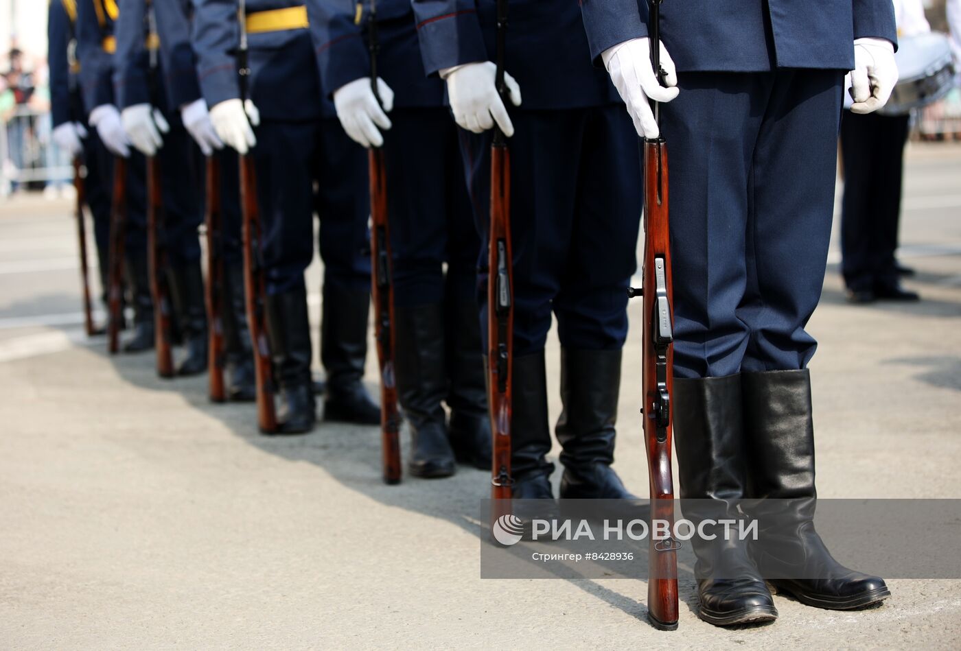 Парад Победы в городах России