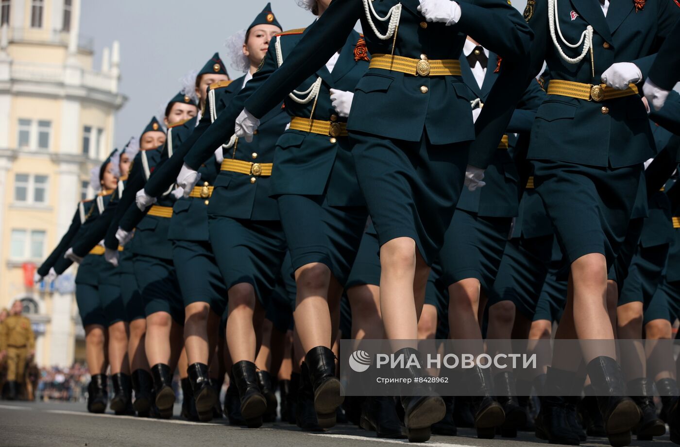 Парад Победы в городах России