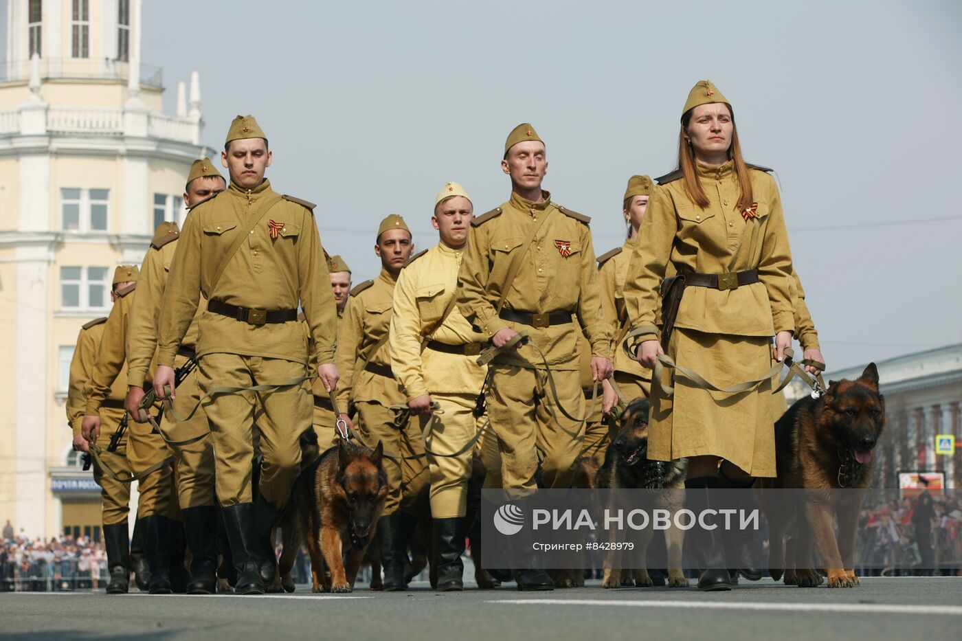 Парад Победы в городах России