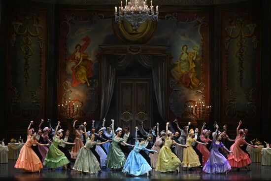 Генеральная репетиция балета "Анюта" в Новосибирске