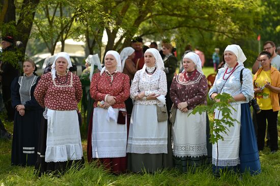 Фестиваль казачьей обрядовой культуры "Шермиции" в Ростовской области