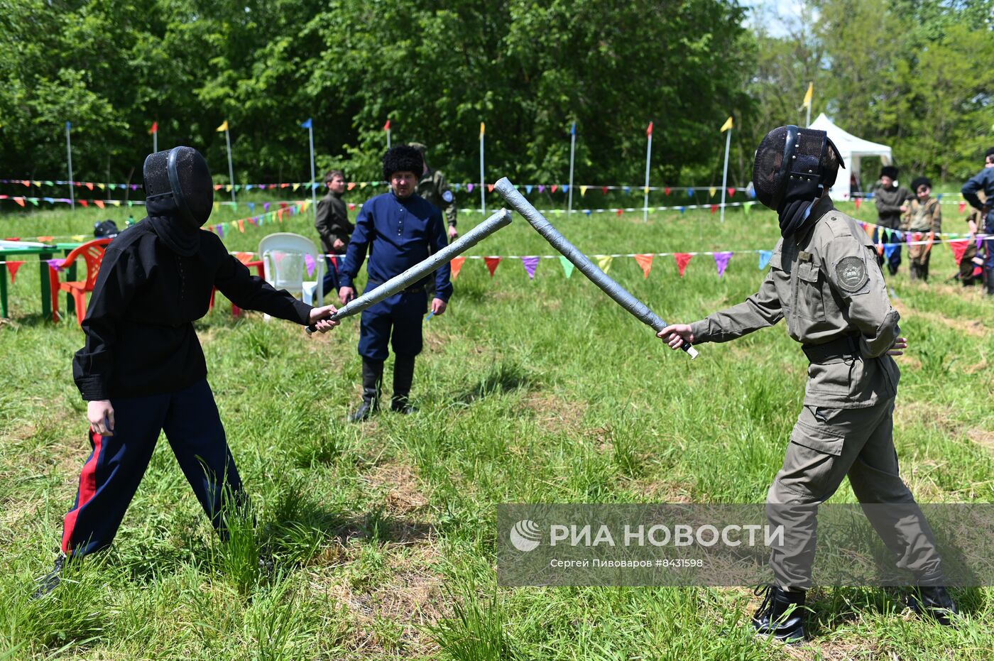 Фестиваль казачьей обрядовой культуры "Шермиции" в Ростовской области