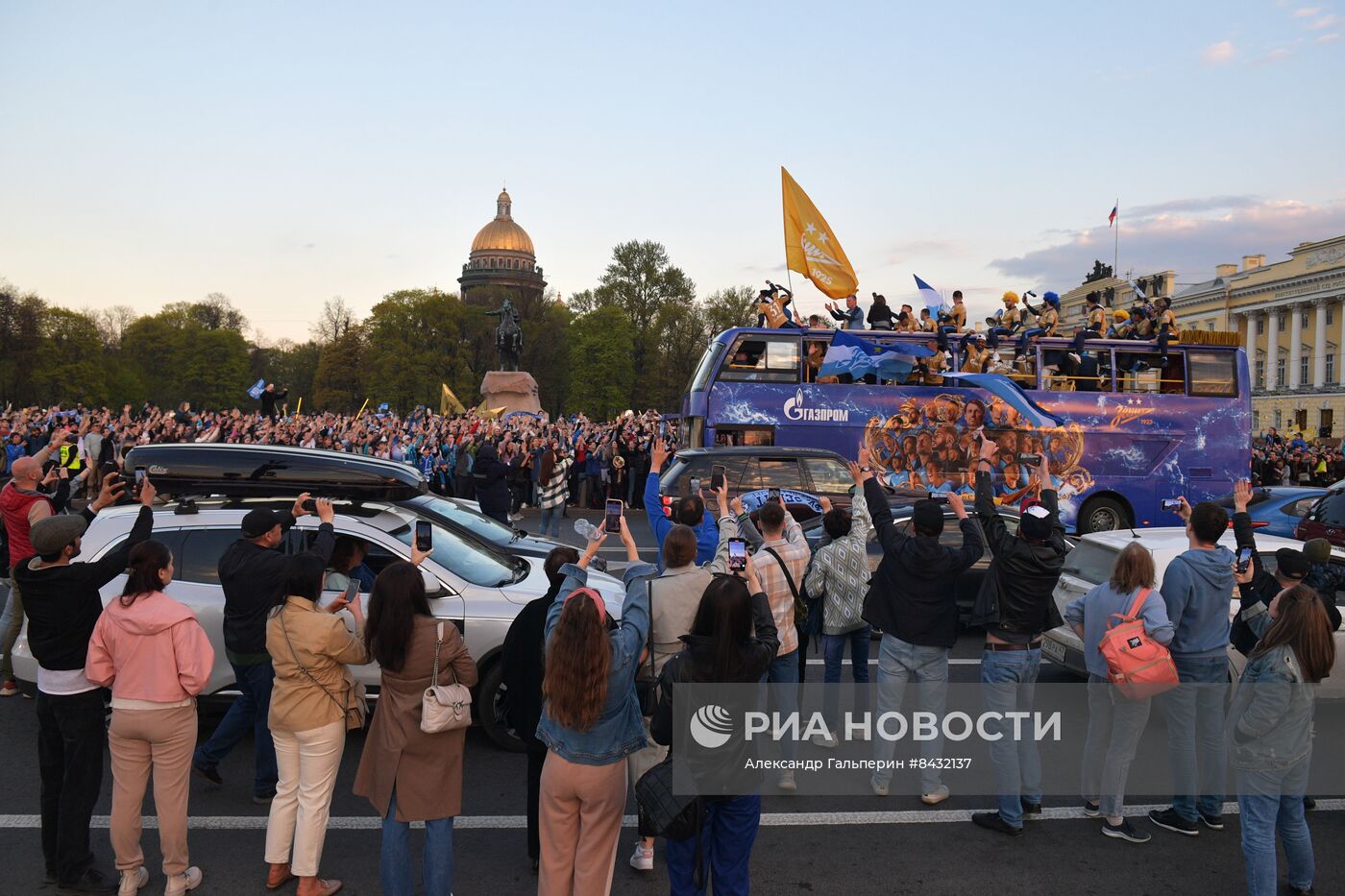 Чествование ФК "Зенит" - чемпиона России по футболу