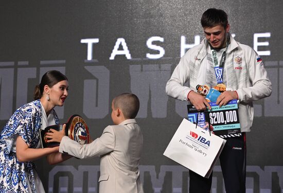 Бокс. Чемпионат мира. Мужчины. Финалы