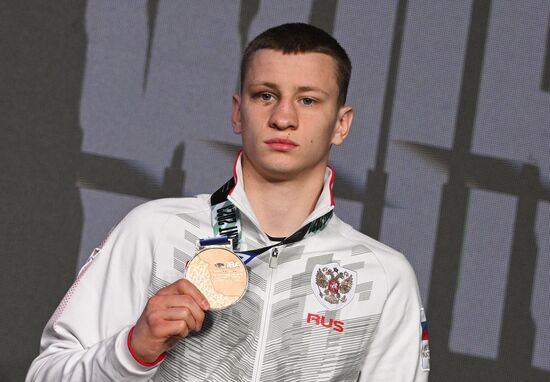 Бокс. Чемпионат мира. Мужчины. Финалы