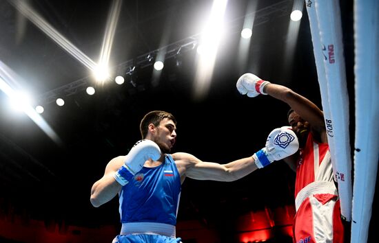 Бокс. Чемпионат мира. Мужчины. Финалы