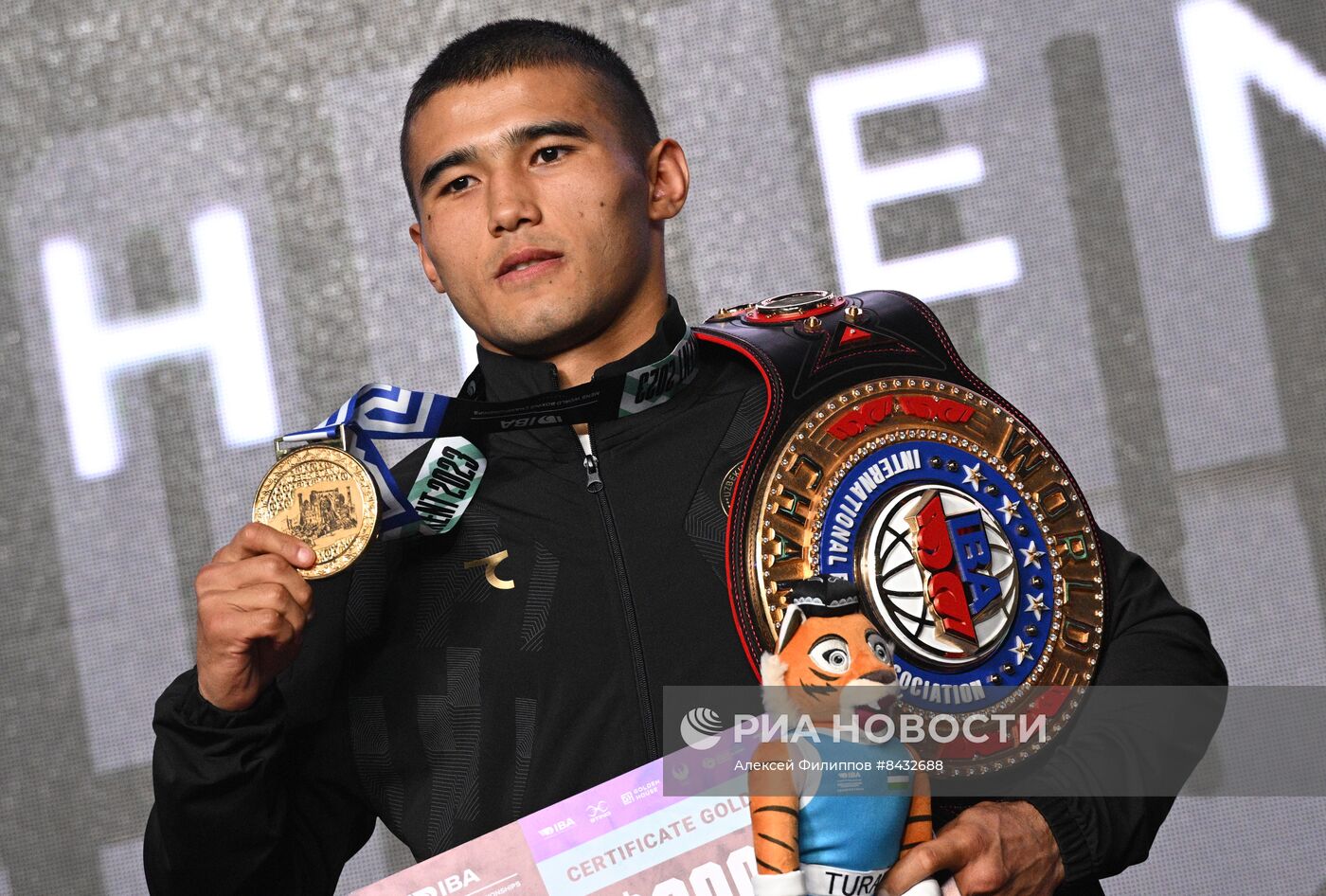 Бокс. Чемпионат мира. Мужчины. Финалы