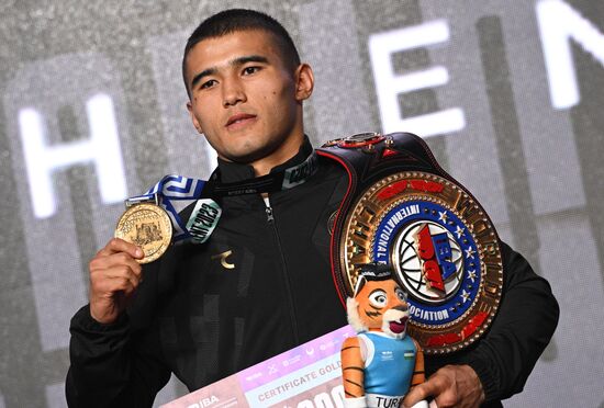 Бокс. Чемпионат мира. Мужчины. Финалы