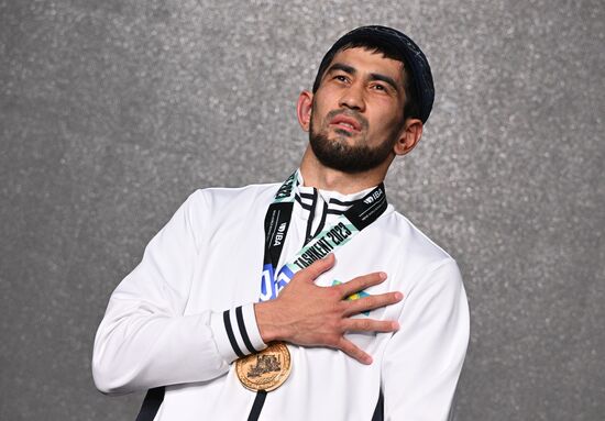 Бокс. Чемпионат мира. Мужчины. Финалы