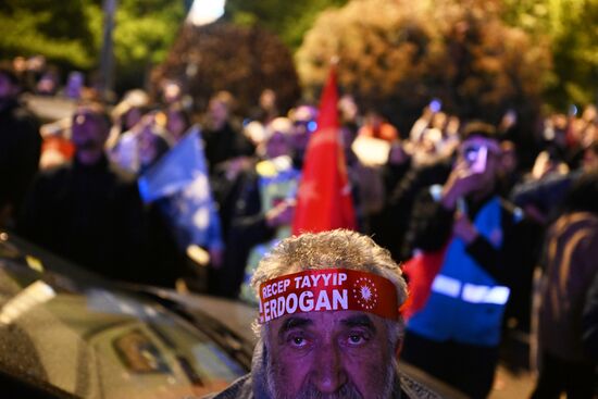 Торжественный митинг сторонников Эрдогана в Стамбуле