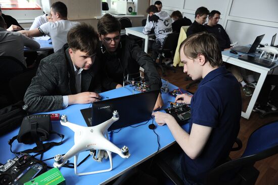 Обучение студентов управлению БПЛА в Тамбове