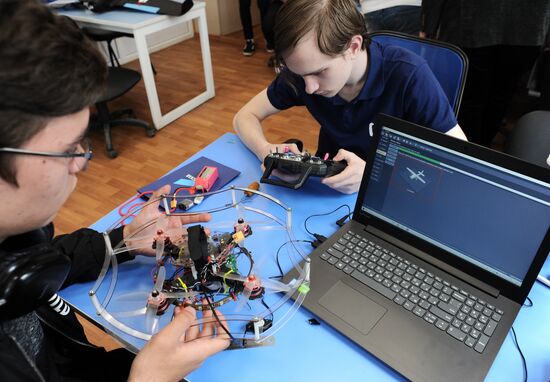 Обучение студентов управлению БПЛА в Тамбове