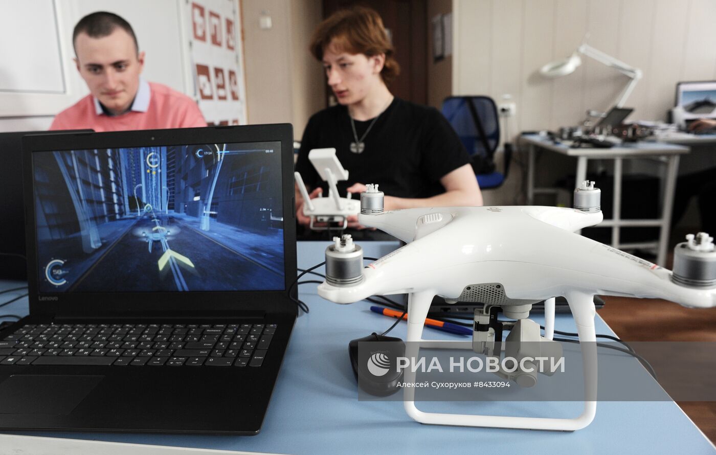 Обучение студентов управлению БПЛА в Тамбове