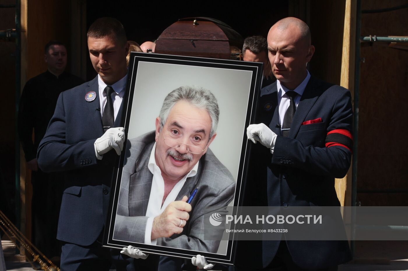 Прощание с президентом Национальной ассоциации телерадиовещателей Э. Сагалаевым 
