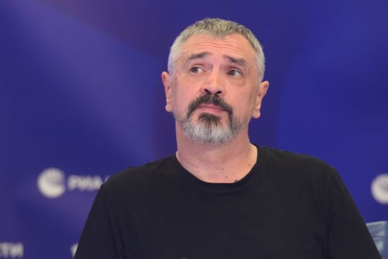 Презентация сборника "ПоэZия русского лета"