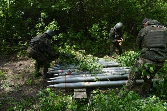 Боевая работа расчетов РСЗО "Торнадо-Г" 1-й гвардейской танковой армии ЗВО в ЛНР