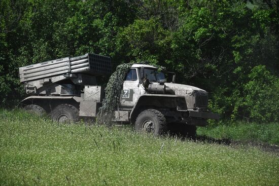 Боевая работа расчетов РСЗО "Торнадо-Г" 1-й гвардейской танковой армии ЗВО в ЛНР