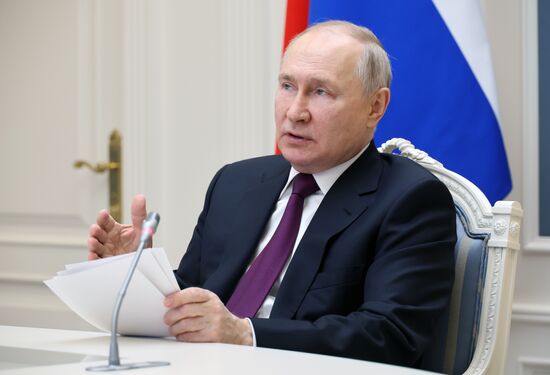 Президент РФ В. Путин принял участие в церемонии подписания межправительственных соглашений РФ и Ирана