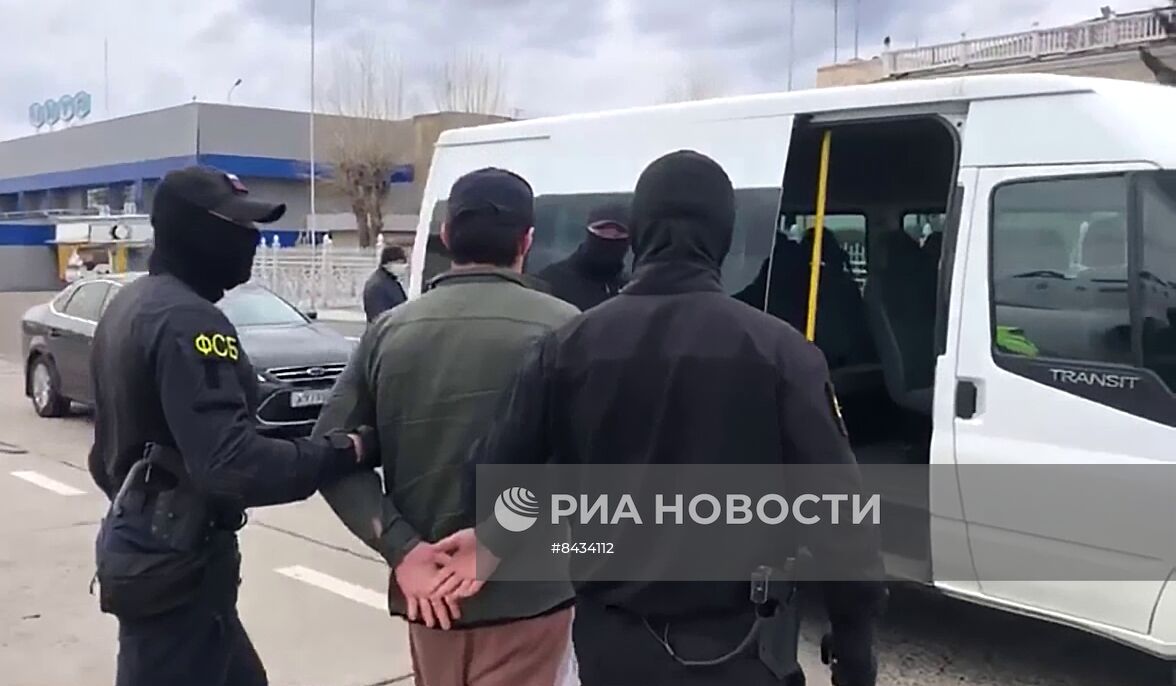 ФСБ задержала в трех регионах пособников международной террористической организации