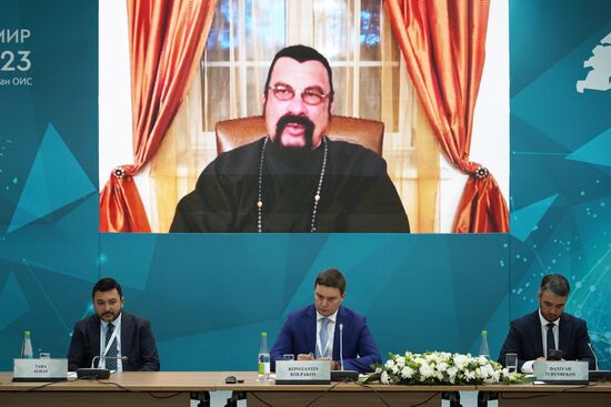 KAZANFORUM 2023. Открытие VII Форума молодых дипломатов стран ОИС. Пленарная сессия 