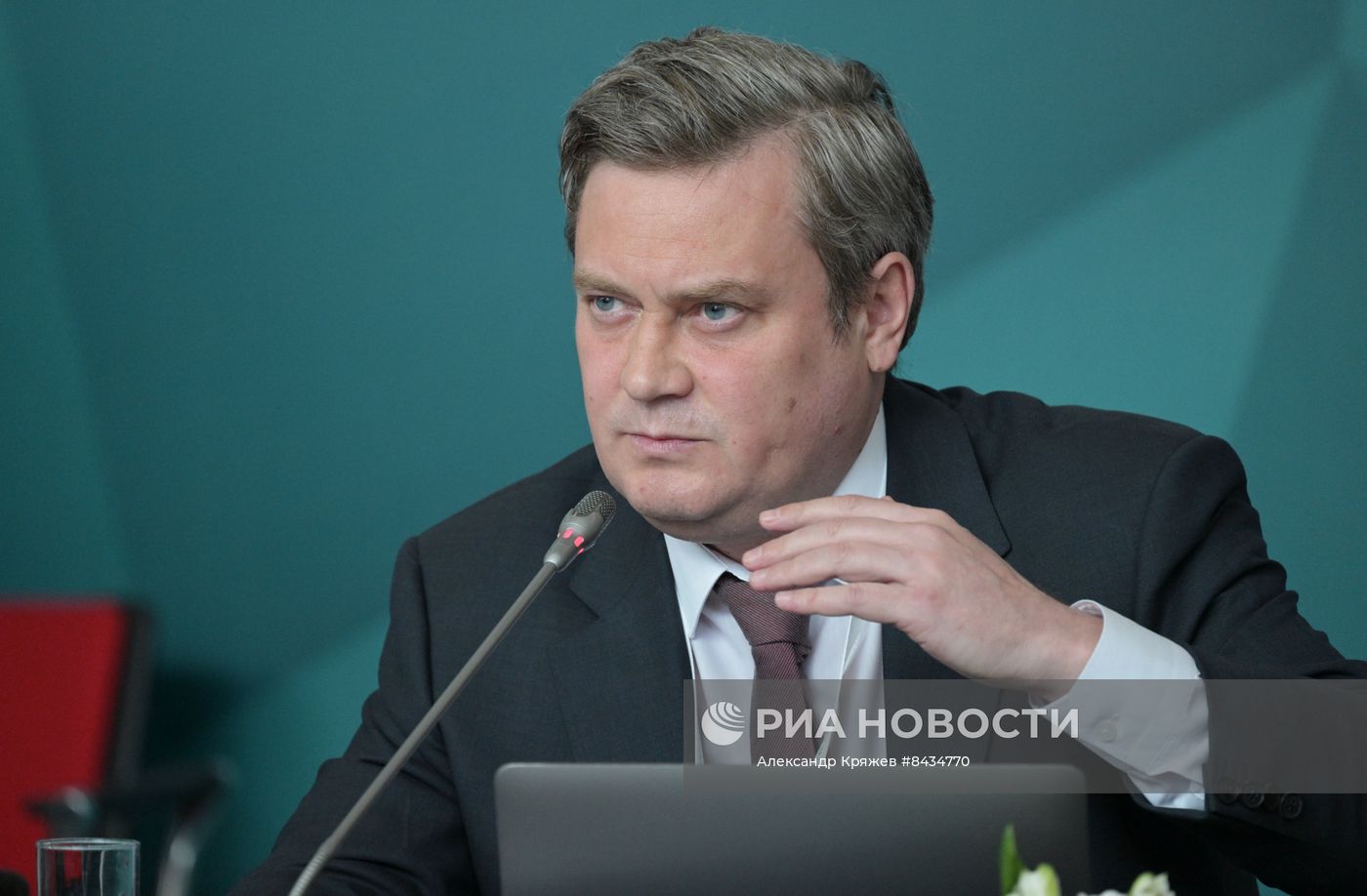 KAZANFORUM 2023. Международная промышленная кооперация в эпоху перемен через вызовы к новым возможностям