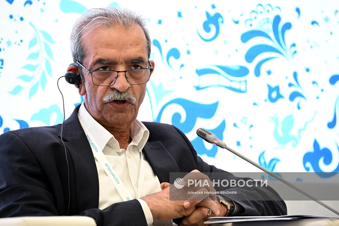 KAZANFORUM 2023. Панельная сессия торгово-промышленных палат организации исламского сотрудничества "Слаженное взаимодействие и осмысление будущего"