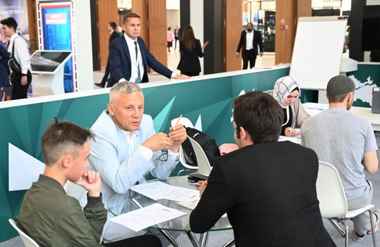 KAZANFORUM 2023. Проведение климатической деловой игры по модели EN-ROADS