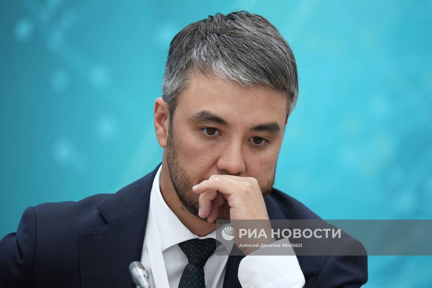 KAZANFORUM 2023. Роль молодых специалистов в системе международных отношений, роль институтов в развитии глобальных процессов 