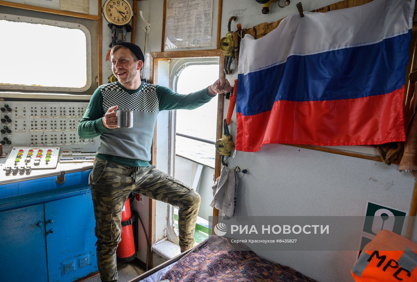 Промышленная ловля рыбы у берегов Курильских островов