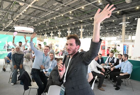 KAZANFORUM 2023. Интеллектуально-развлекательная викторина "MUSLIMQUIZ"