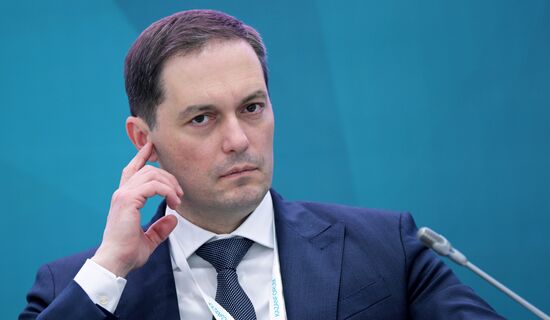 Заместитель министра экономического развития РФ Мурат Керефов на сессии "Презентация инвестиционных возможностей регионов России для партнеров из стран ОИС" в рамках XIV Международного экономического форума "Россия - Исламский мир: KazanForum". Фото могут быть использованы при наличии обязательной ссылки на источник. Место: Россия, Республика Татарстан, Казань. Автор: Павел Лисицын/АНО "Дирекция спортивных и социальных проектов". KAZANFORUM 2023. Презентация инвестиционных возможностей регионов России для партнеров из стрна ОИС