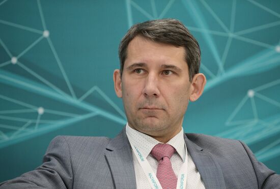 KAZANFORUM 2023. Перспективы развития сотрудничества России и стран ОИС в сфере науки, научно-технического развития и интеллектуальной собственности   