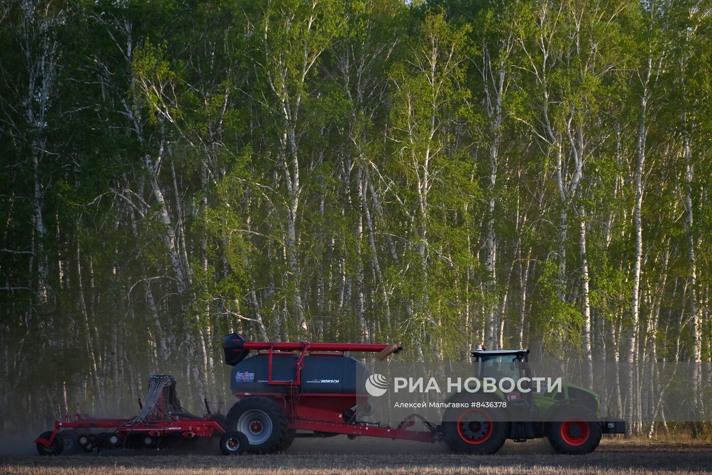 Проведение посевной кампании в Омской области