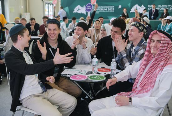 KAZANFORUM 2023. Интеллектуально - развлекательная викторина "MUSLIMQUIZ"