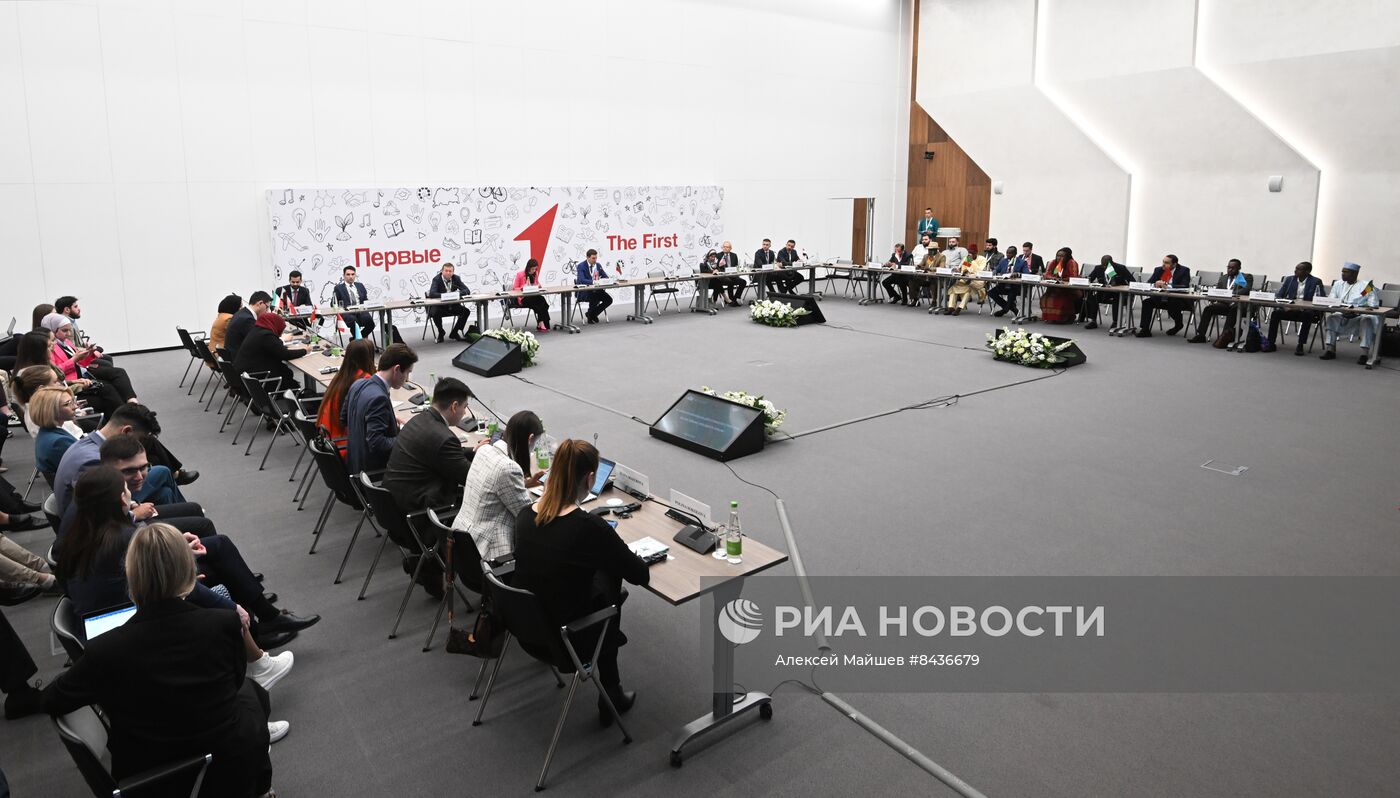 KAZANFORUM 2023. Форум молодых дипломатов стран ОИС