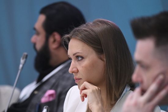 Генеральный директор АО "Национальный НПФ" Ирина Акопджанова на сессии "Финансовые технологии в исламских финансах , тренды и особенности" в рамках XIV Международного экономического форума "Россия - Исламский мир: KazanForum". Фото могут быть использованы на условиях, указанных в разделе медиабанка, посвященном Форуму. Место: Россия, Республика Татарстан, Казань. Автор: Кирилл Каллиников/АНО "Дирекция спортивных и социальных проектов". KAZANFORUM 2023. Финансовые технологии в исламских финансах, тренды и особенности