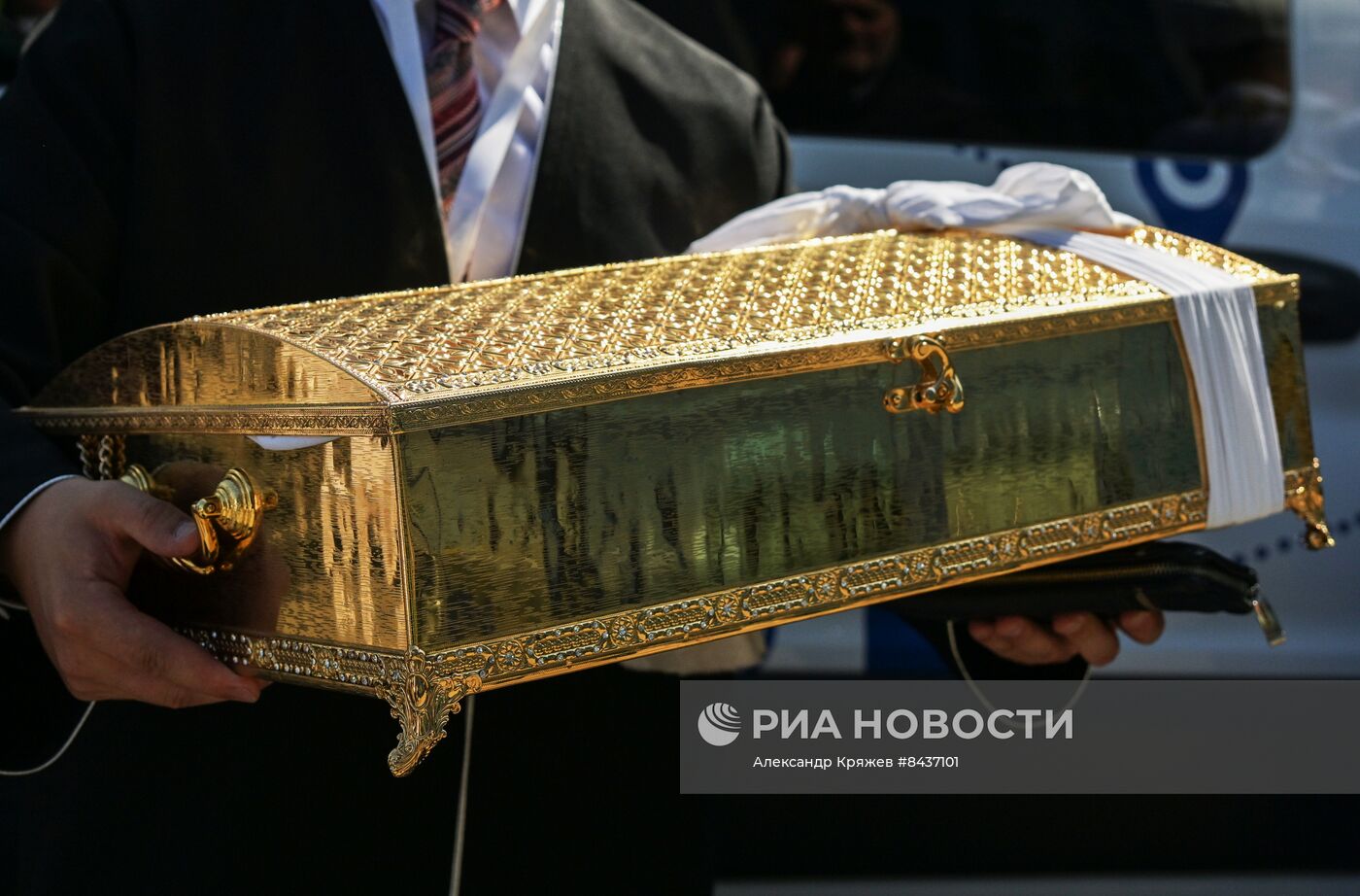 KAZANFORUM 2023. Торжественная встреча реликвий Пророка Мухаммада в аэропорту Казани