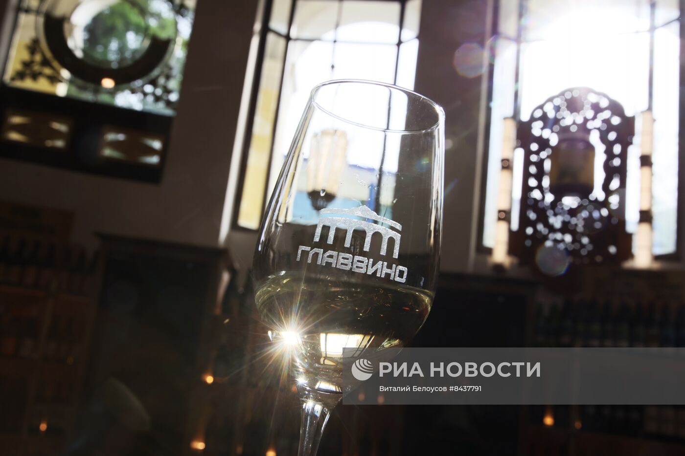 Открытие дегустационного центра российского виноделия "Главвино"