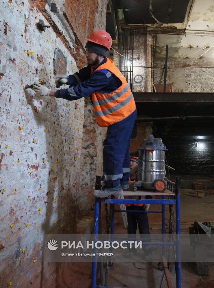 Реставрация театра Олега Табакова