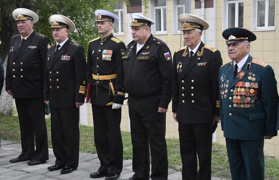 Празднование последнего звонка в регионах России