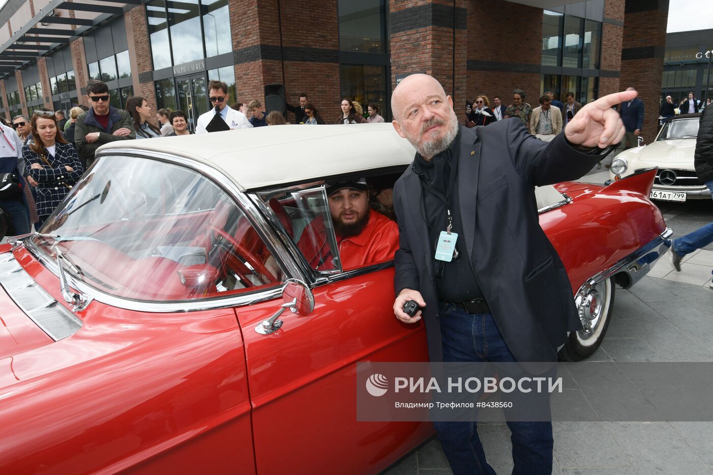 Ралли на классических автомобилях в "Архангельское Аутлет"