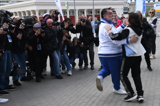 Посадка черешневых деревьев в рамках Открытого фестиваля искусств "Черешневый Лес"