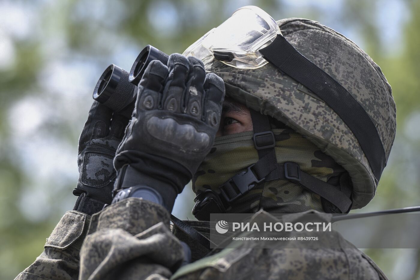 Работа мобильной группы быстрого реагирования в зоне СВО | РИА Новости  Медиабанк