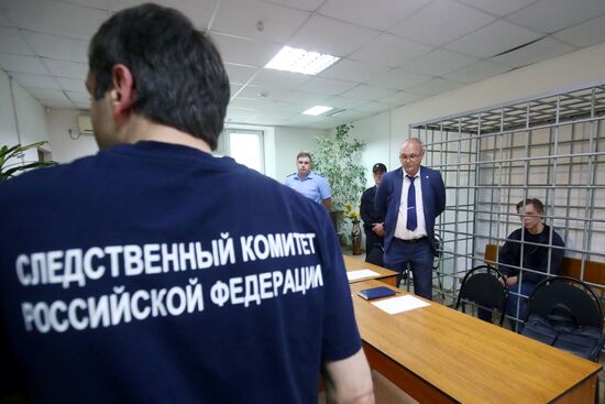 Заседание суда по делу о сожжении Корана в Волгограде