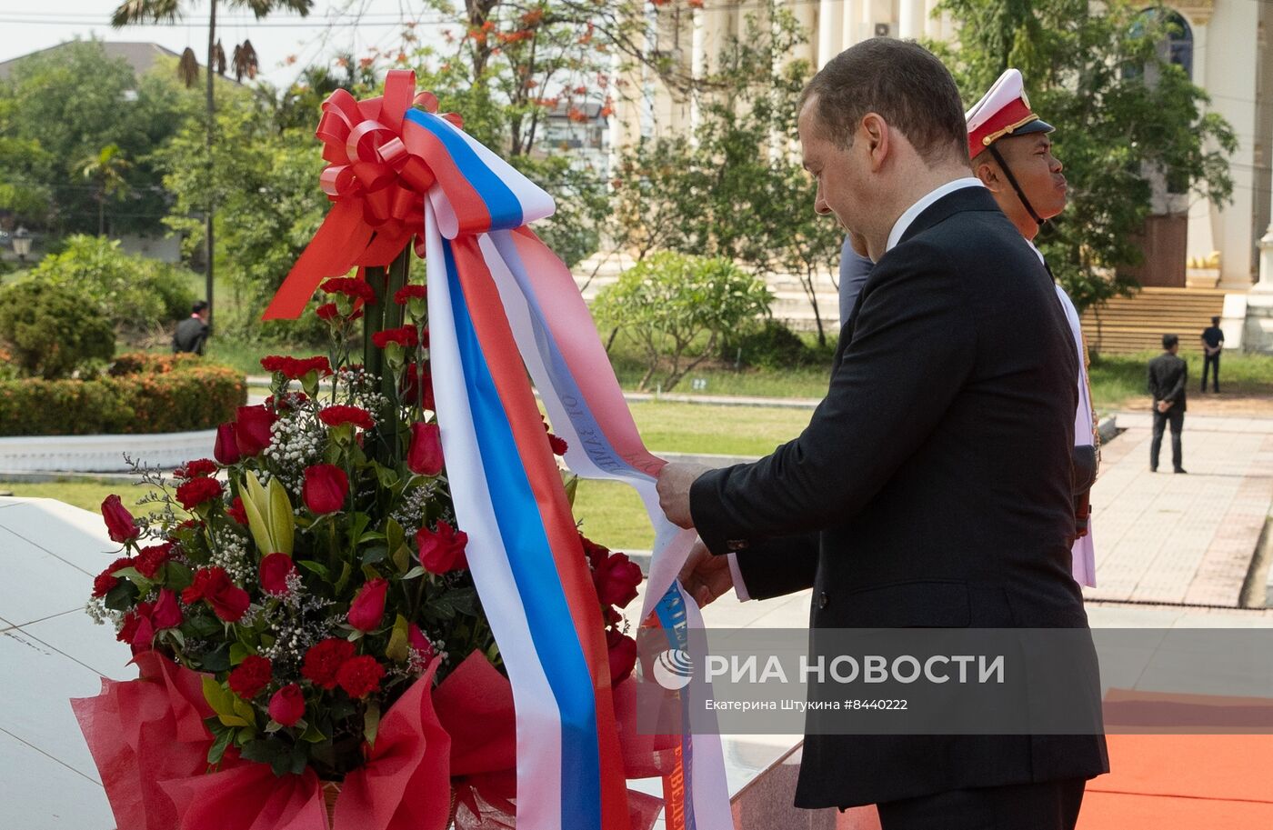 Визит зампреда Совбеза РФ, главы "Единой России" Д. Медведева в Лаос