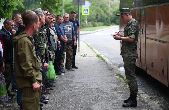 Отправка военнослужащих-контрактников из Волгограда в зону СВО