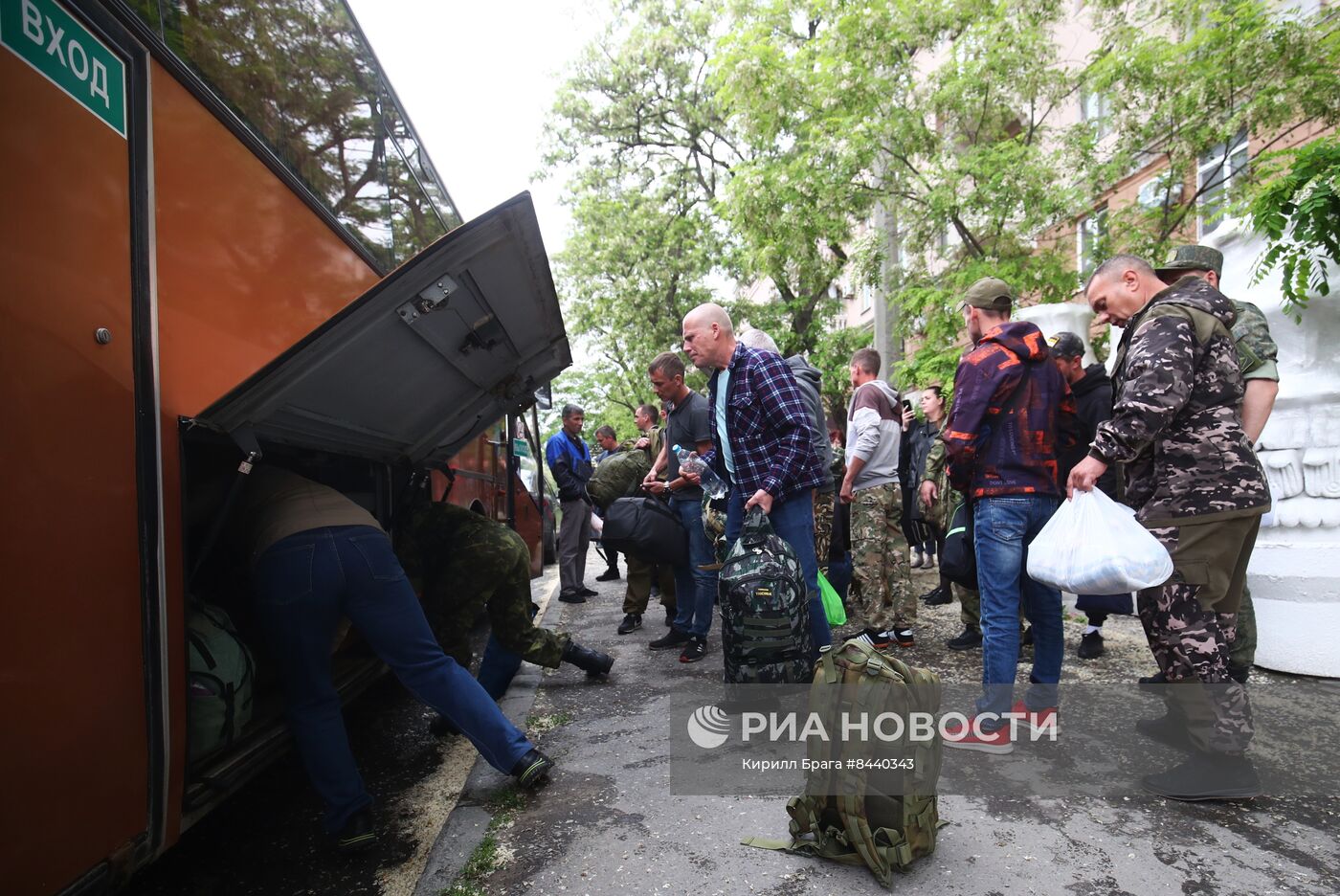 Отправка военнослужащих-контрактников из Волгограда в зону СВО