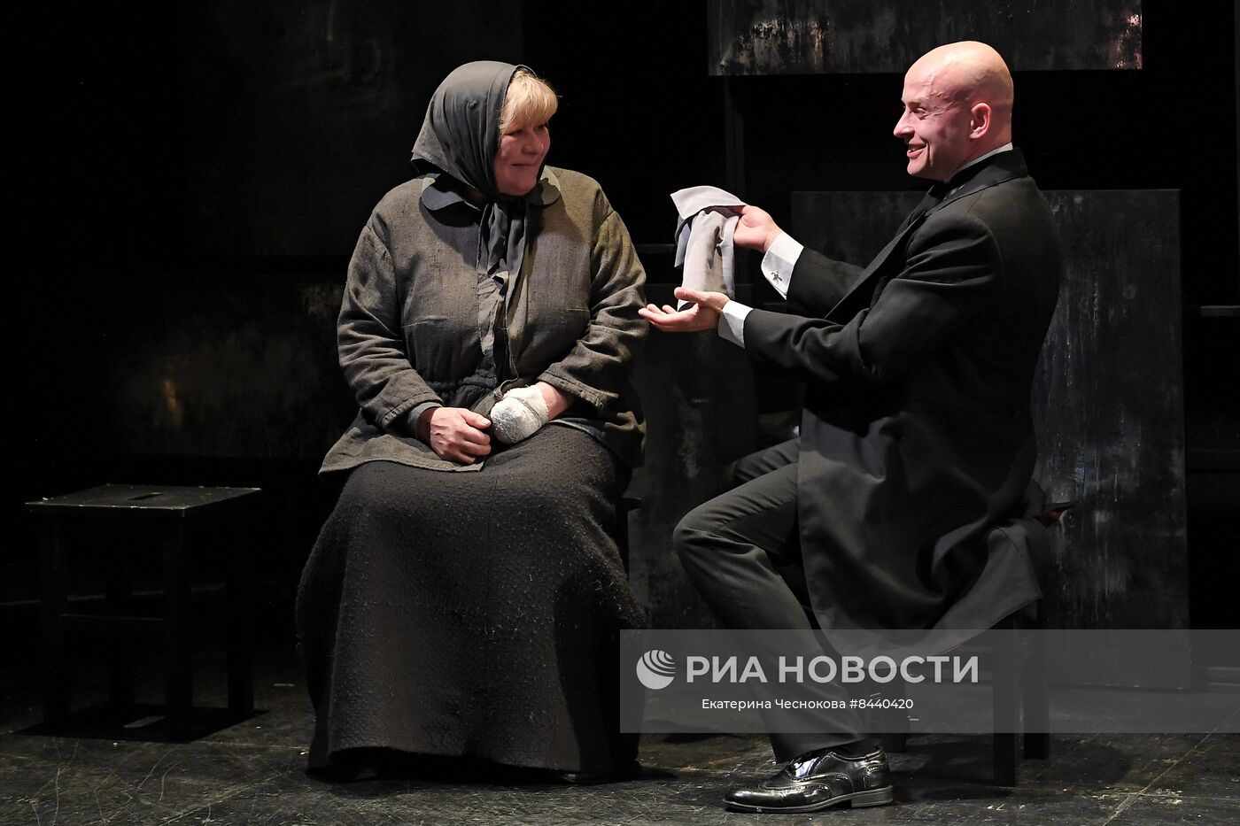 Спектакль "Воскресение" в театре им. Н. В. Гоголя