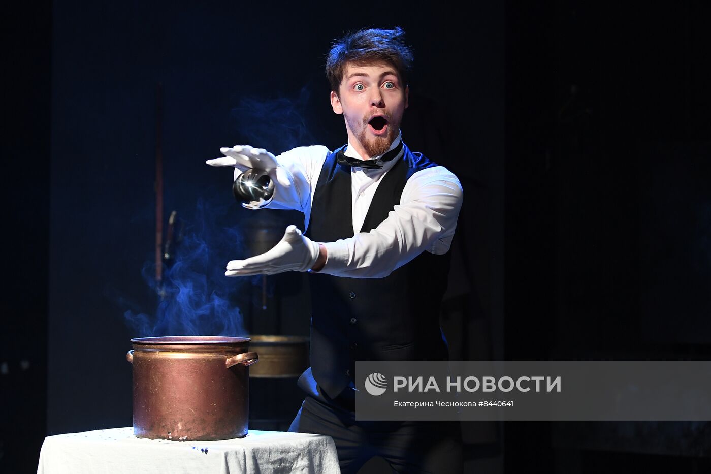 Спектакль "Воскресение" в театре им. Н. В. Гоголя